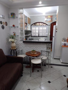 Casa Cond Fechado Aconchegante